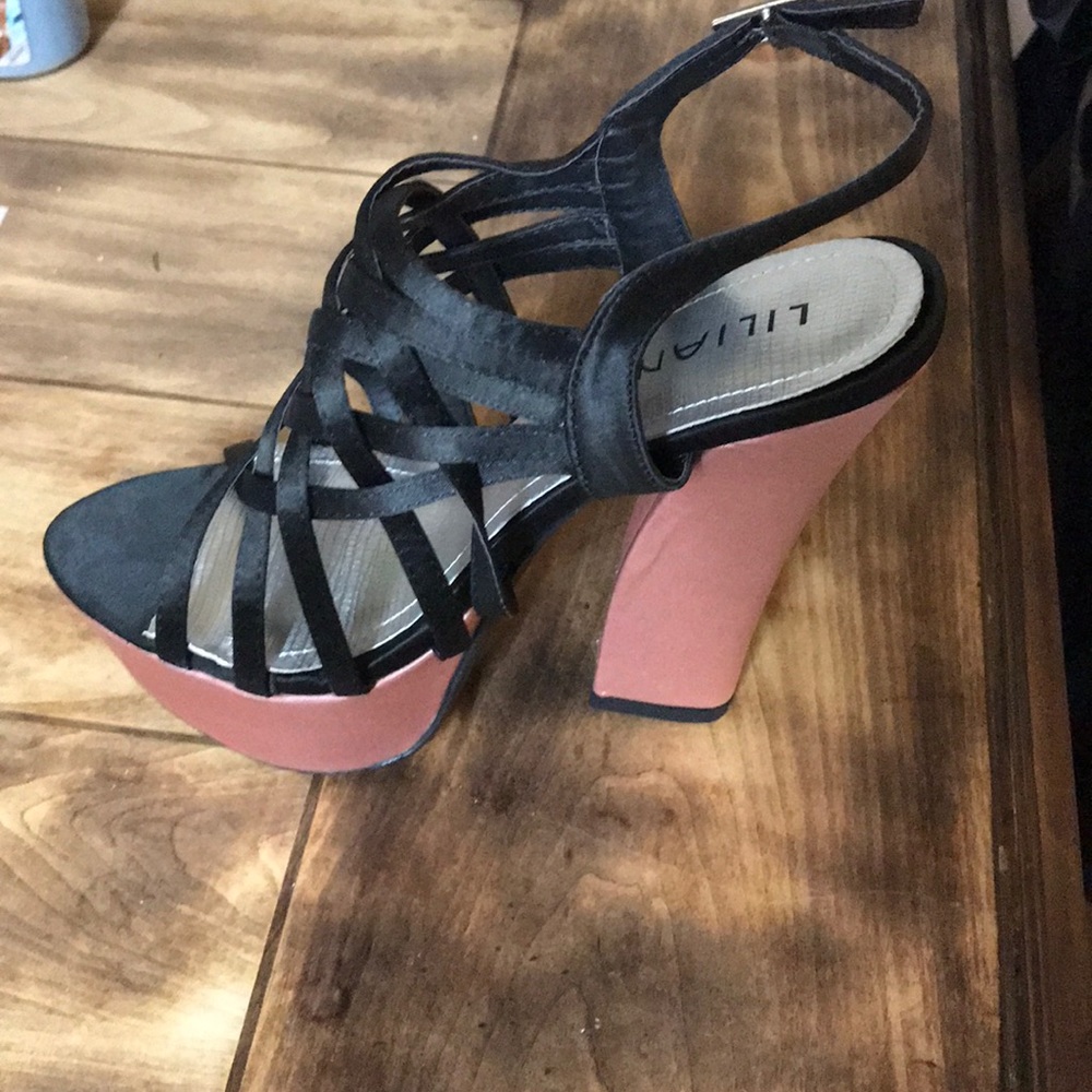 Liliana heels